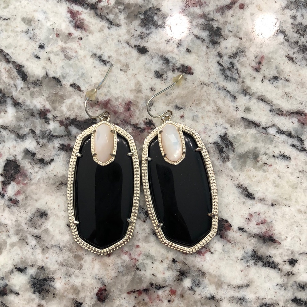 Kendra Scott Danielle Earrings